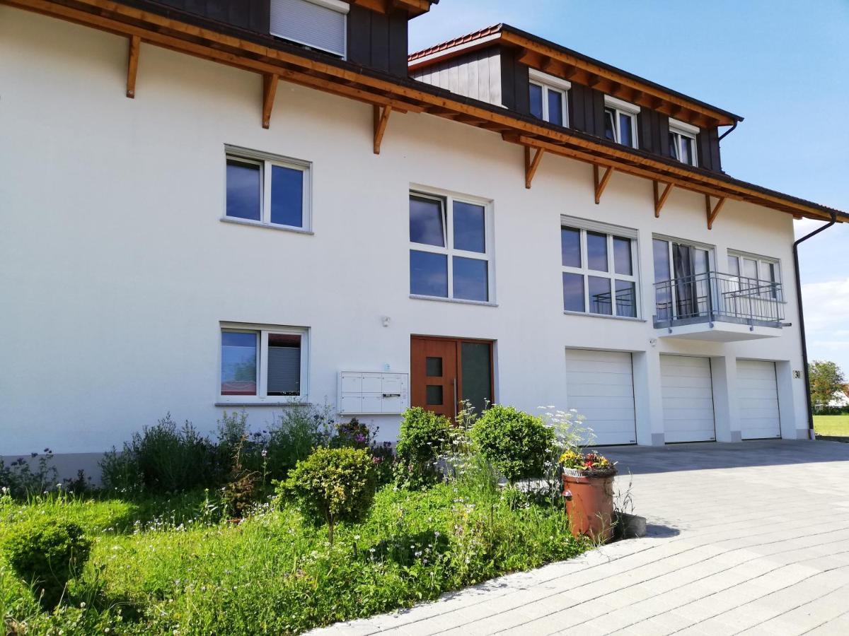Ferienwohnungen Weishaupt, Pfingstweider Str. 30 Meckenbeuren Eksteriør bilde